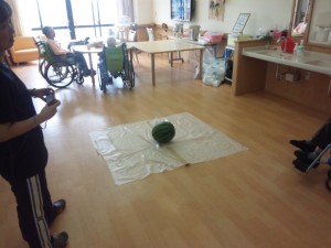 西瓜割りの写真ＵＰしま～す(^J^)