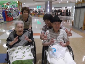 『福祉館恵海：うみかぜ』イオンモール新居浜にてお買いものもされました。③