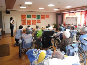 【福祉館恵海：全体で】敬老会を開きました②
