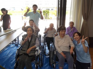 <a href="https://sankeikai.blog/wp-content/uploads/2014/07/DSCF9184.jpg"><img src="https://sankeikai.blog/wp-content/uploads/2014/07/DSCF9184-224x300.jpg" alt="渚ユニットも流しそうめん行いました(^^)" title="渚ユニットも流しそうめん行いました(^^)" width="224" height="300" class="aligncenter size-medium wp-image-2997" /></a>