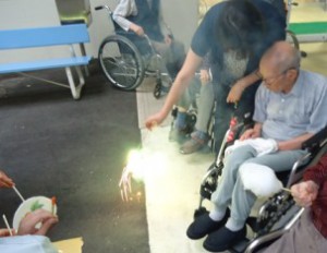 新居浜市特別養護老人ホーム　ハートランド三恵　夕涼み会