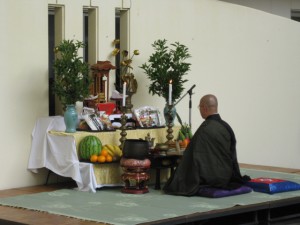 慰霊祭・盆踊り