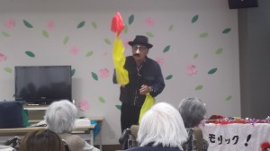ヾ(=^▽^=)ノ” ハーモニカ演奏”と”手品”