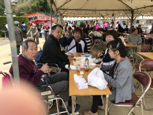 三恵ホームの藤まつりに行ってきました！！