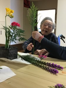 生け花をしました！*はまゆう.渚ユニット*