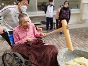 やすらぎの郷　餅つき