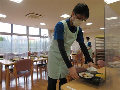 エプロンお披露目