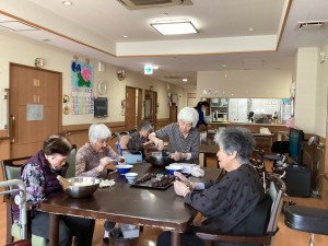 GH 絆　おはぎ作り