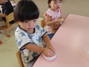 寒天で遊んだよ(*^_^*)