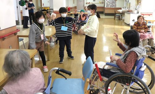 西谷小学校との交流