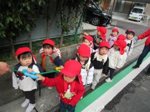 お別れ遠足(0、1歳児)(3月11日実施)