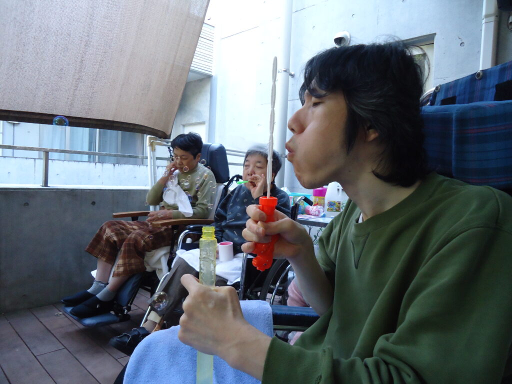 11/10 外気浴(3階)