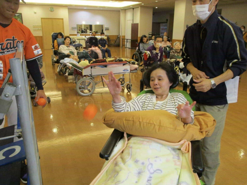 11/5 愛媛マンダリンパイレーツとの交流