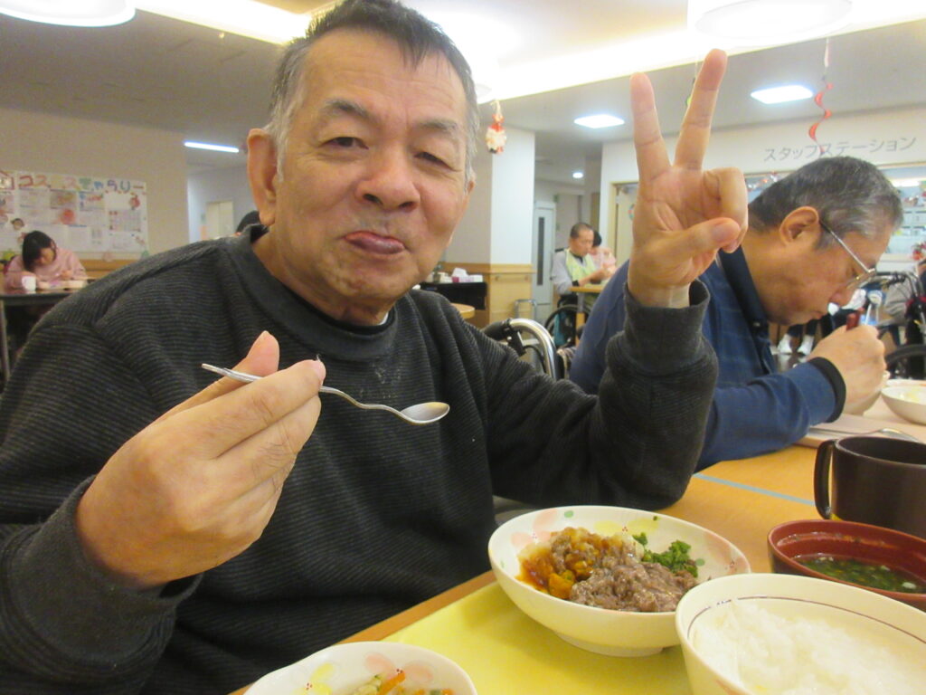 11/14　給食（ステーキの日）