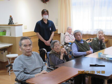 〖南館３階〗初歌い