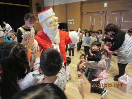 クリスマス会（１２月２５日実施）